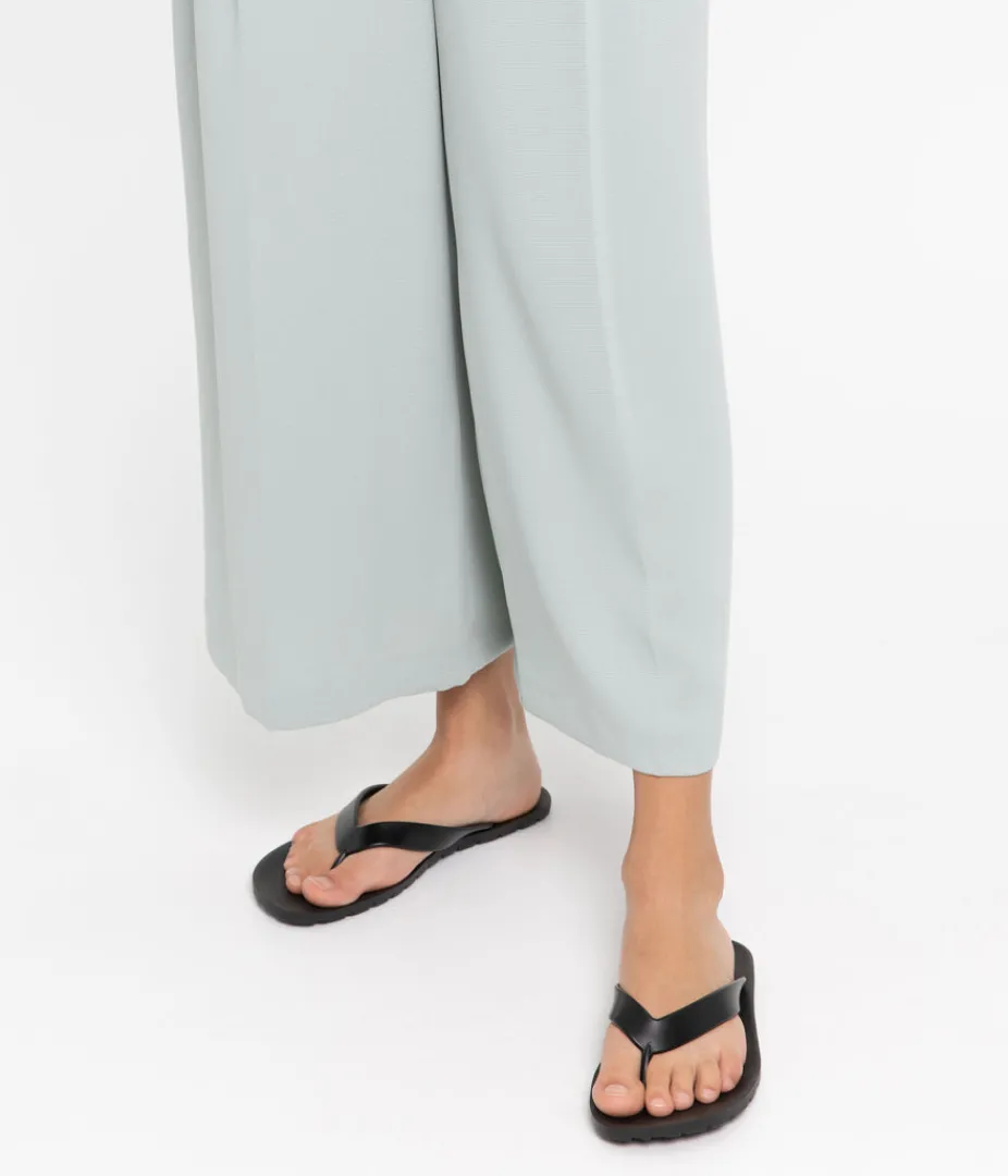 Flats | Matt & Nat Mattnat Footwear ALBERTA Vegan Flip Flops