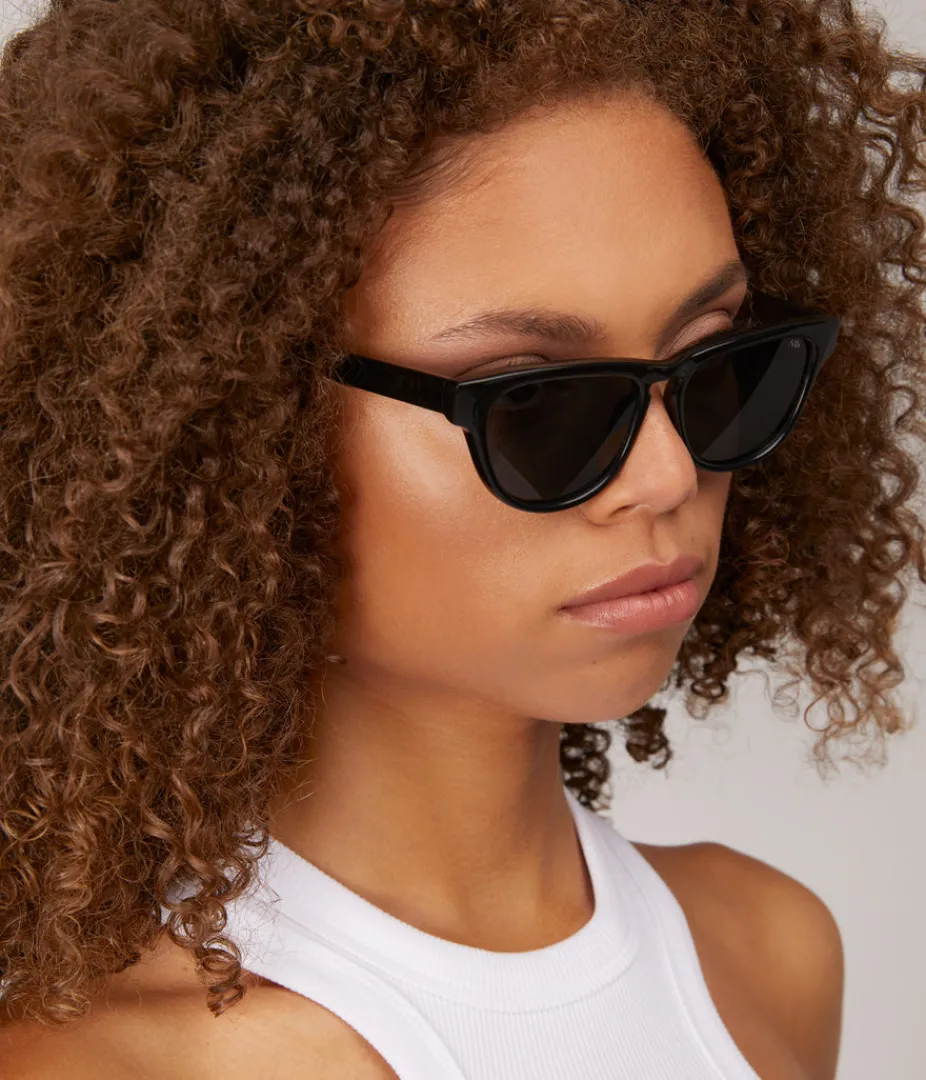 Sunglasses | Matt & Nat Mattnat MAXI Sunglasses New Arrivals SMOKE