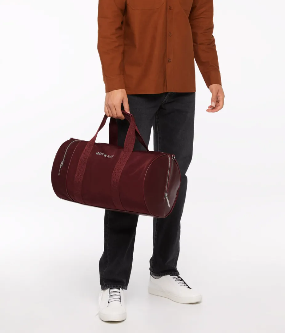 mattnat_shay_vegan_duffle_bag__oam_bags_5.webp Weekenders | Weekenders | Matt & Nat Mattnat SHAY Vegan Duffle Bag - Oam Bags
