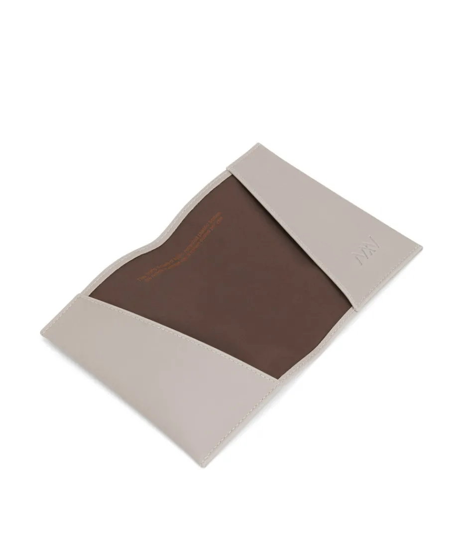 Travel | Matt & Nat Mattnat VOYAGE Vegan Passport Holder - Vintage